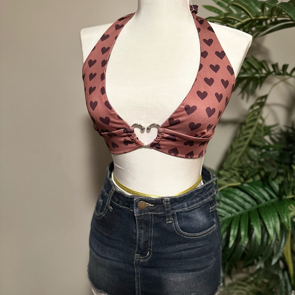 Brown heart print halter top / y2k going out top / trendy club outfit